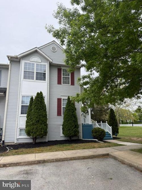 100 Buckson Ct, BEAR, DE, 19701-3056 | Card Image