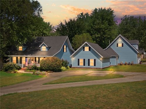 3860 N Gulley Rd, Fayetteville, AR, 72703-9009 | Card Image