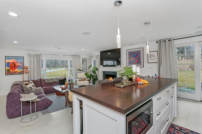 Guest Cottage Living Room | Image 33