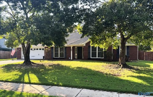 2379 Villaret Dr Sw, Huntsville, AL, 35803-2194 | Card Image