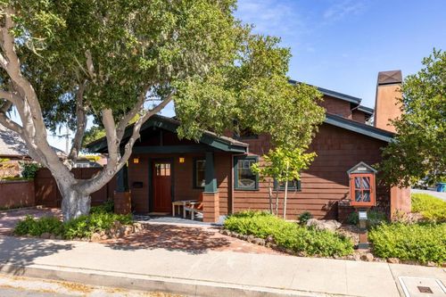 382 Spruce Ave, Pacific Grove, CA, 93950-4549 | Card Image