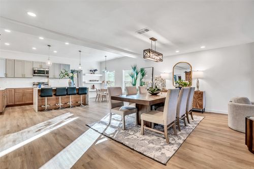 3518 W Rochelle Rd, Irving, TX, 75062-6833 | Card Image