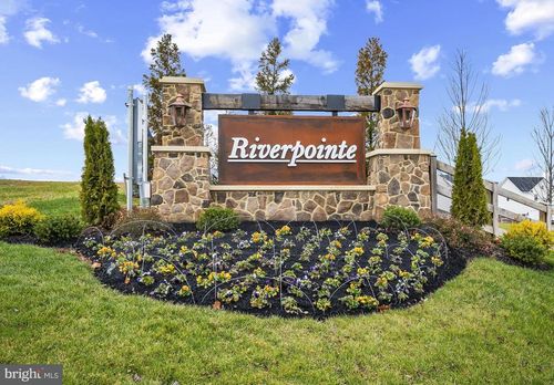 293 Eclipse St, Charles Town, WV, 25414-1840 | Card Image