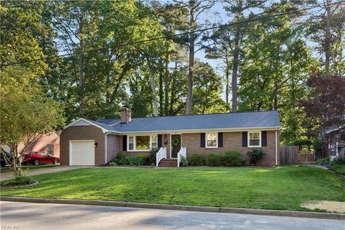 59 Huxley Pl, Newport News, VA, 23606-2651 | Card Image