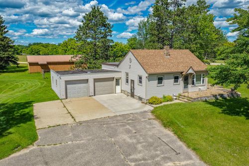 1019 Central St W, Bagley, MN, 56621-8223 | Card Image