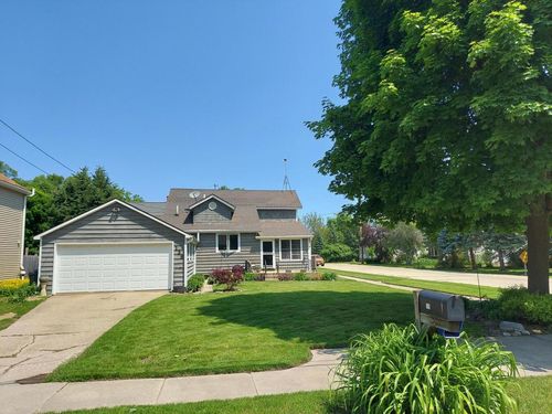 138 Milwaukee Street, Neosho, WI, 53059 | Card Image