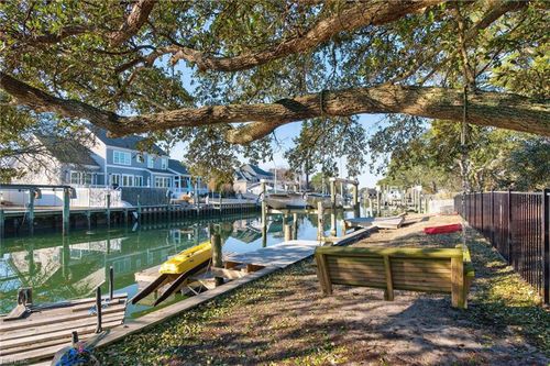 2905 Lynnhaven Dr, Virginia Beach, VA, 23451-1515 | Card Image