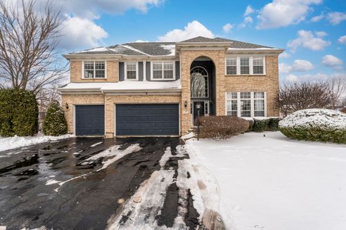 9 Greyshire Ct, Algonquin, IL, 60102-6622 | Card Image