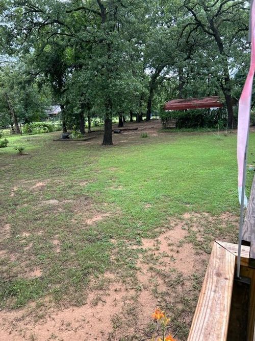 110 An County Road 4257, Palestine, TX, 75803-1049 | Card Image