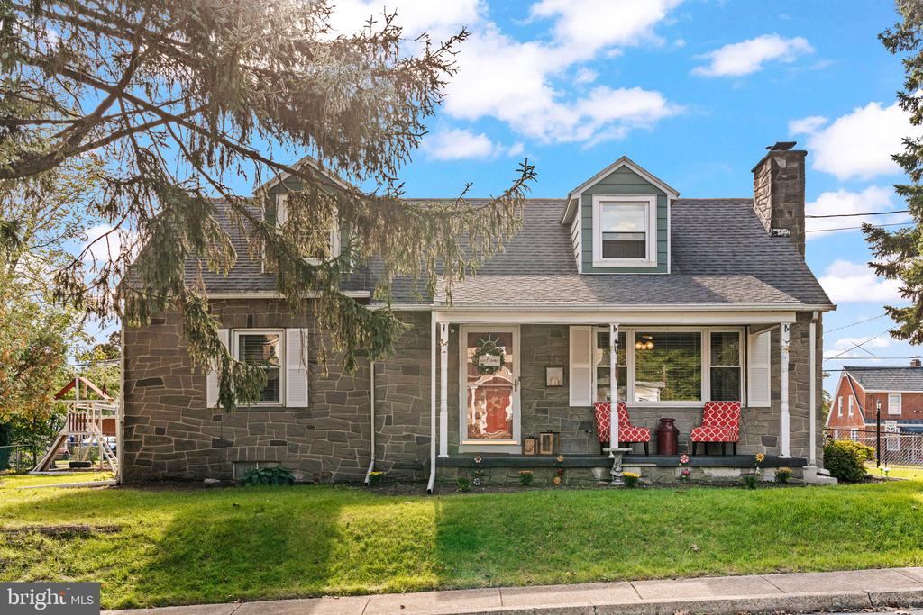 Linn St, Harrisburg, PA 17109