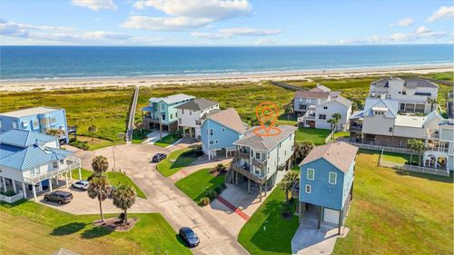 4126 Courageous Ln, Galveston, TX, 77554-6603 | Card Image