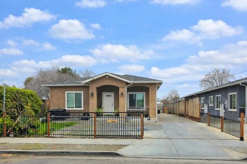 3391 E Hills Dr, San Jose, CA, 95127-2940 | Card Image