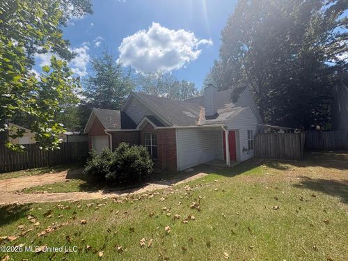 2012 Red Oak Dr, Brandon, MS, 39042-9327 | Card Image