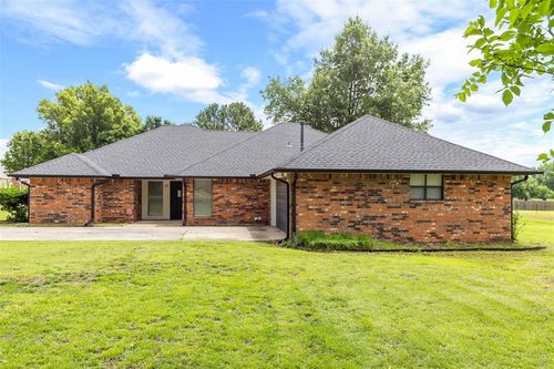57 Serenada Lane, Shawnee, OK, 74804 | Card Image