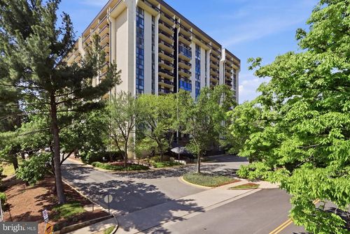 607-5300 Holmes Run Pkwy, ALEXANDRIA, VA, 22304-2840 | Card Image