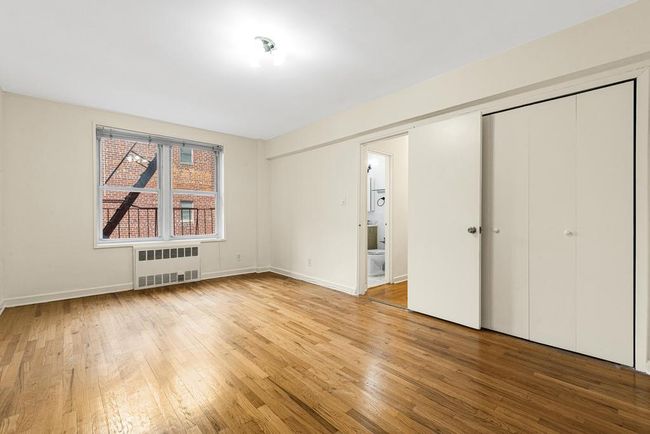 APT-5B - 72 112 Th St, Home with 2 bedrooms, 1 bathrooms and null parking in Forest Hills NY | Image 24