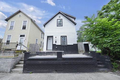 863 Carpenter St, Columbus, OH, 43206-2424 | Card Image