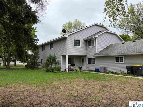 c-1622 Pleasant View Drive, North Mankato, MN, 56003-2466 | Card Image