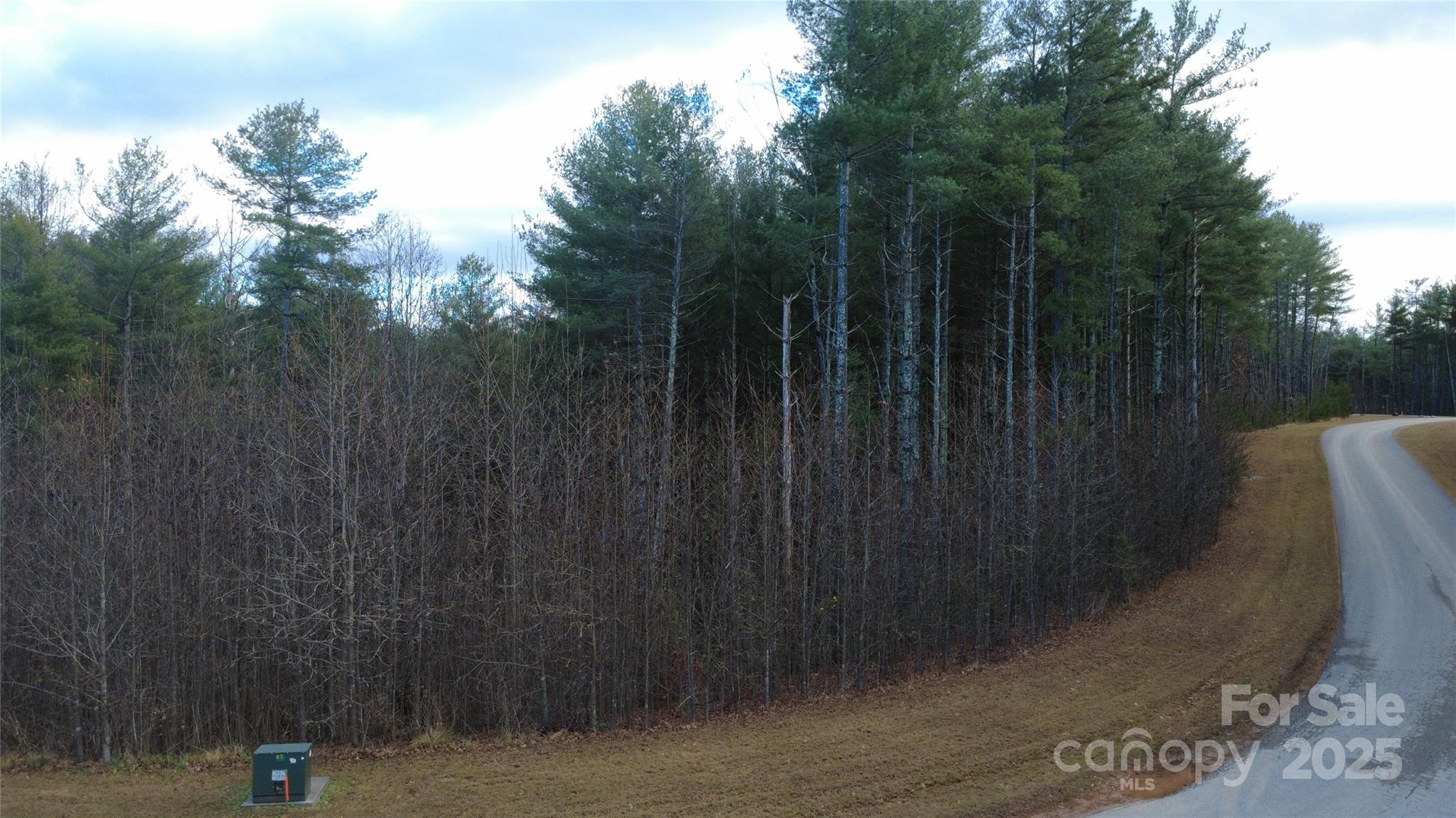 Land in Nebo