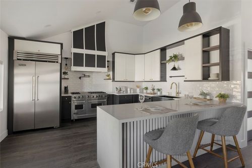 2842 W Avenue 33, LOS ANGELES, CA, 90065-2120 | Card Image