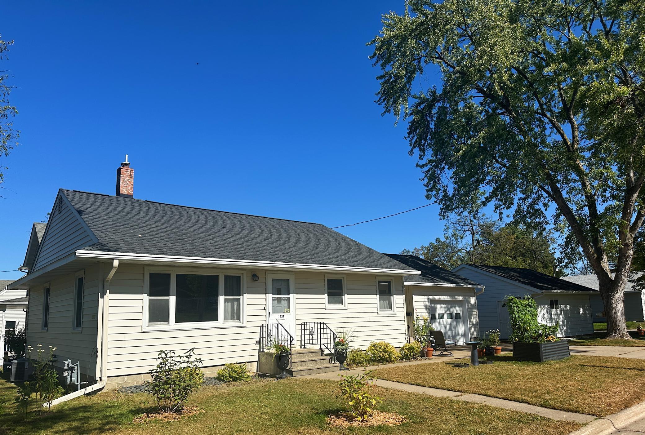 12th St, Red Wing, MN 55066