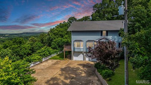 8895 Moss Hollow Rd, Pevely, MO, 63070-1211 | Card Image