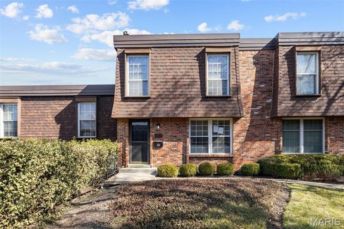 13479 Coliseum Dr, Chesterfield, MO, 63017-3002 | Card Image