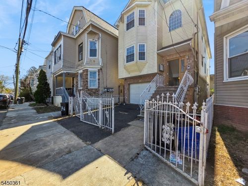 78 Beverly St, Newark, NJ, 07108-1038 | Card Image