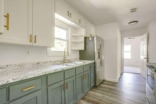 2515 Yeager St, Fort Worth, TX, 76112-5051 | Card Image