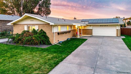 3532 Sunrise Rd, Cheyenne, WY, 82001-6138 | Card Image