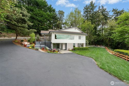 8953 Ne 116th Pl, Kirkland, WA, 98034-6114 | Card Image