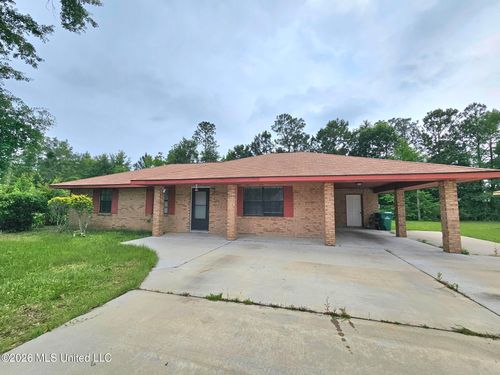 530 Easterbrook St, Bay Saint Louis, MS, 39520-2704 | Card Image