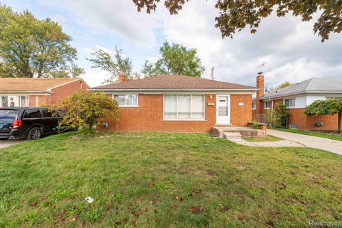 24834 Raven Ave, Eastpointe, MI, 48021-1453 | Card Image