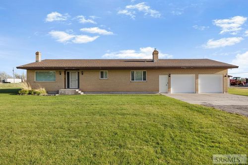 2424 E 244 N, St Anthony, ID, 83445 | Card Image