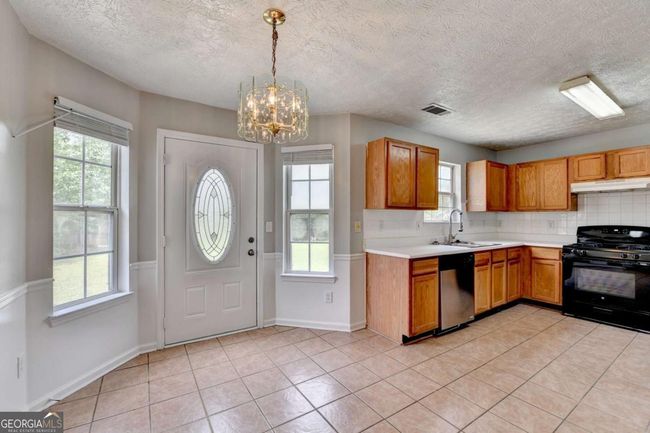 2355 Glen Chase Ln, House other with 3 bedrooms, 3 bathrooms and 4 parking in Lawrenceville GA | Image 25