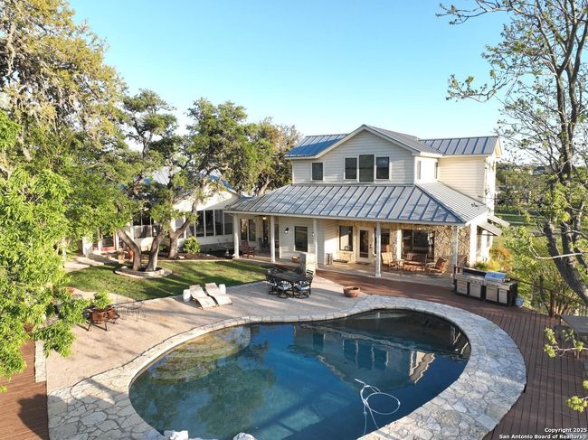 70 Cleo Ln, House other with 4 bedrooms, 4 bathrooms and null parking in Boerne TX | Image 4
