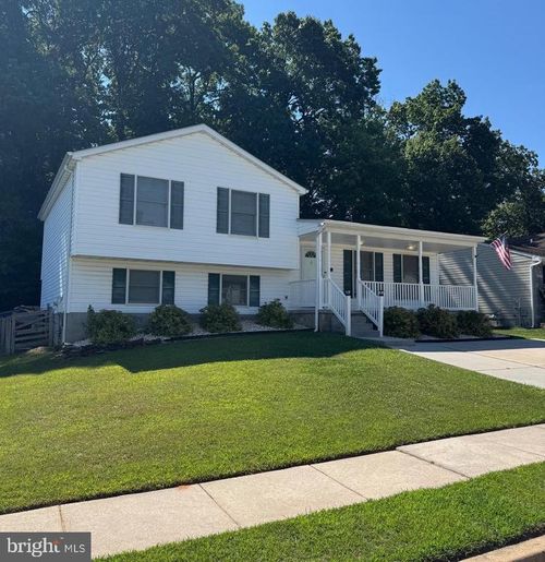 540 Fuselage Ave, BALTIMORE, MD, 21221-3275 | Card Image