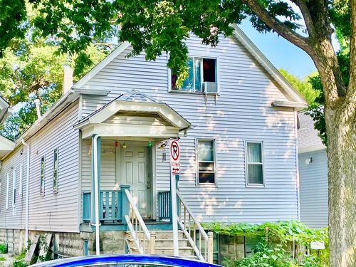 2560 S 12th Street, Milwaukee, WI, 53215 | Card Image