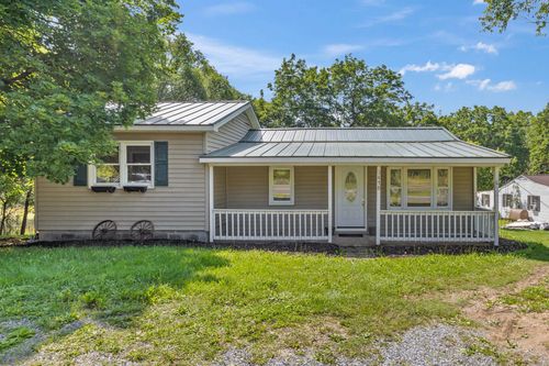 3416 E Point Rd, ELKTON, VA, 22827-2637 | Card Image