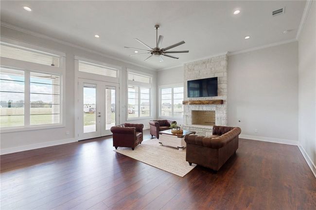 7844 Mathis Creek Dr, House other with 4 bedrooms, 3 bathrooms and null parking in Bryan TX | Image 6