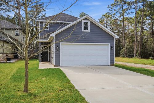712 Old Magnolia Rd, Conroe, TX, 77304-2644 | Card Image