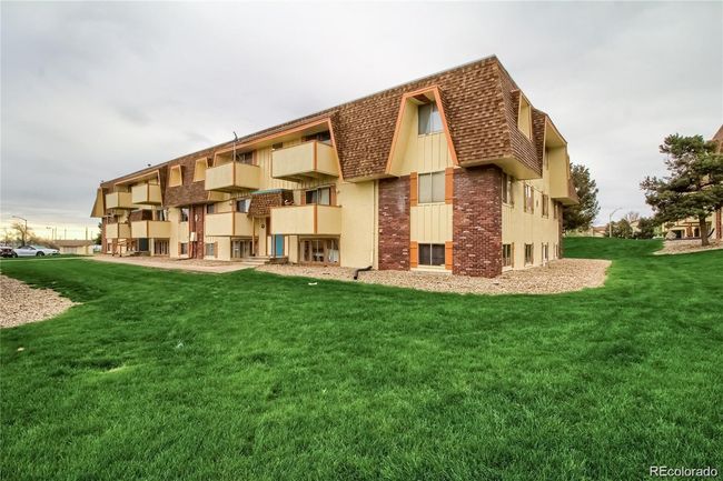 APT-6-206 - 10211 Ura Ln, Condo with 1 bedrooms, 1 bathrooms and 2 parking in Thornton CO | Image 6