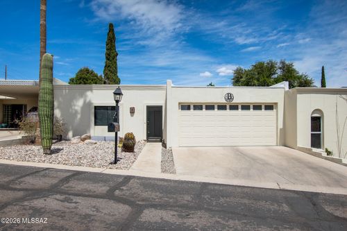 19-6100 N Oracle Rd, Tucson, AZ, 85704-5315 | Card Image