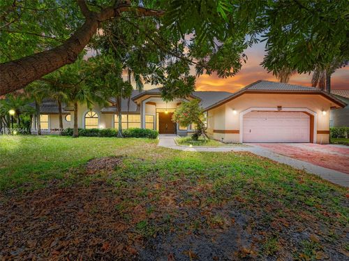 620 Nw 104th Ave, Coral Springs, FL, 33071-8801 | Card Image