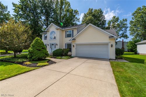 6854 Chablis Ct, Mentor, OH, 44060-4071 | Card Image
