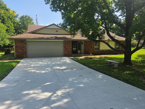 208 W 118th Street S, Jenks, OK, 74037 | Card Image