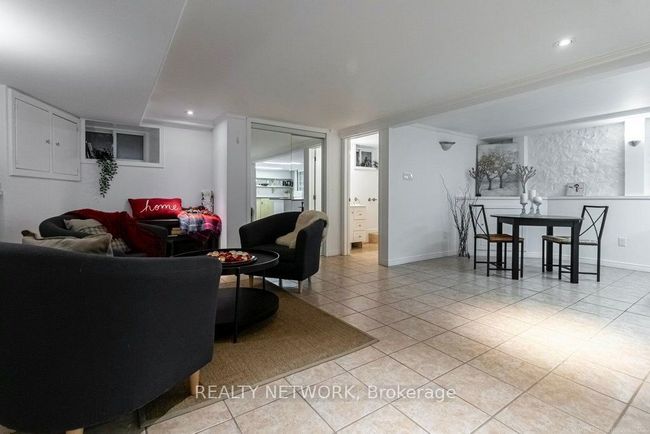 16 Hatt St, House attached with 3 bedrooms, 3 bathrooms and null parking in Dundas ON | Image 16