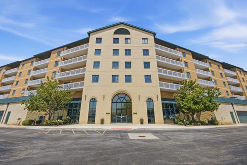 611-1500 S Ardmore Ave, Villa Park, IL, 60181-4905 | Card Image