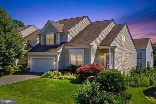 13507 Jeb Stuart Sq, CENTREVILLE, VA, 20120-2626 | Card Image