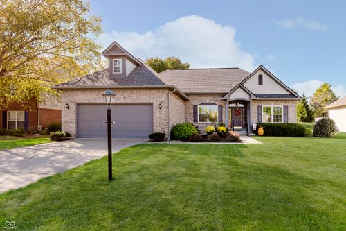 10677 Glenn Cairn Ct, Fishers, IN, 46037-8965 | Card Image